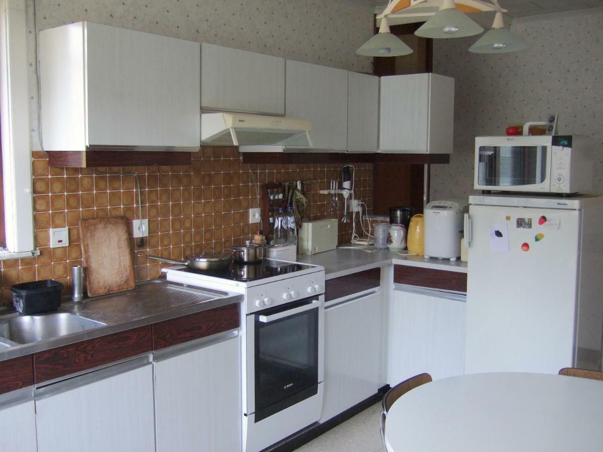 Guestrooms Bij Het Station Van Drongen Гент Экстерьер фото